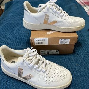 Veja sneakers